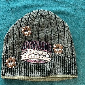 Larry The Cable Guy Git-R-Done Deer Hunter Winter Cap